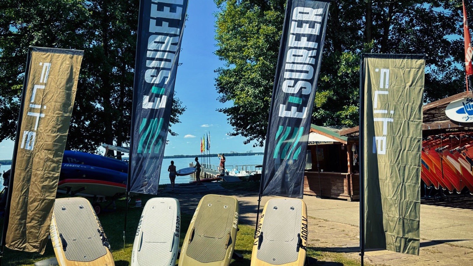 eFoil Schule Müggelsee – by E-SURFER