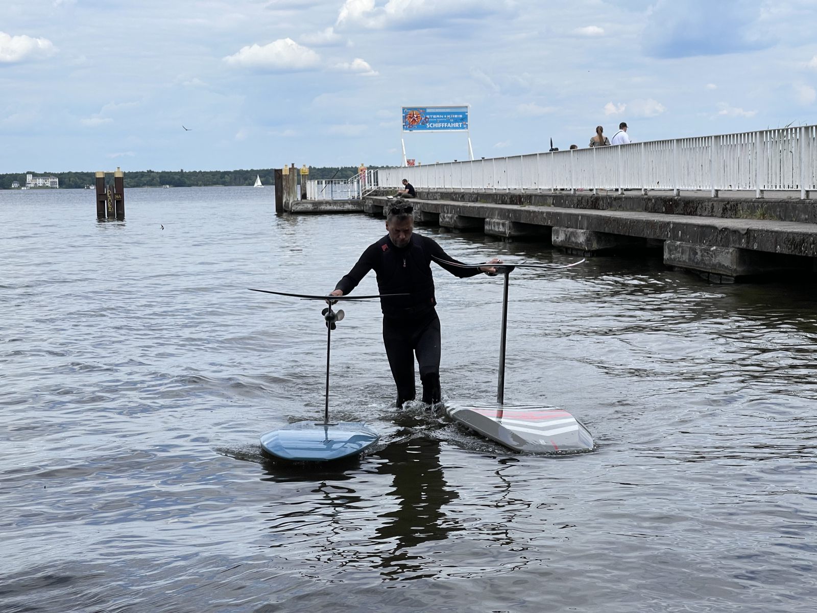 eFoil Schule Müggelsee – by E-SURFER