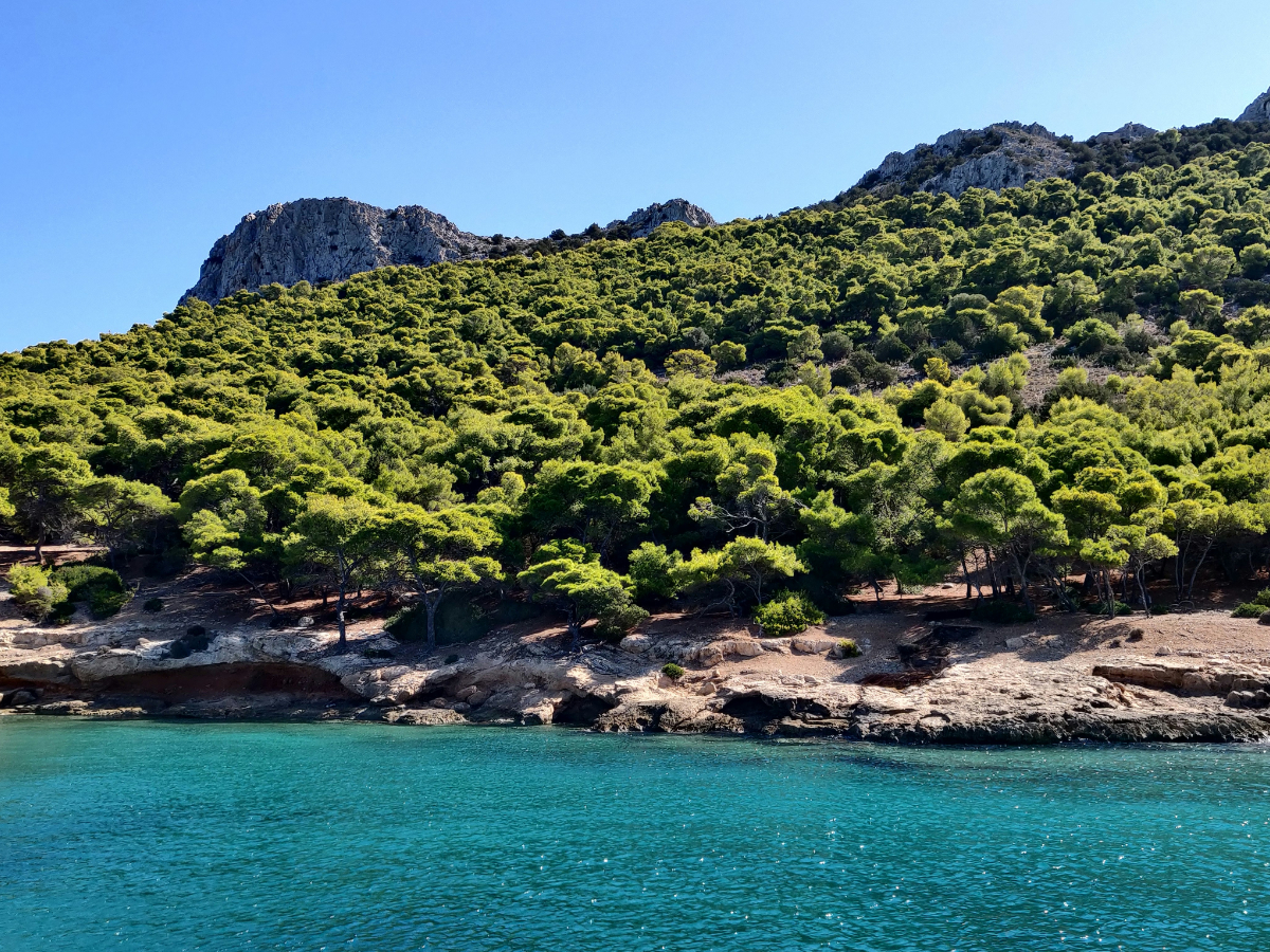 Ververounda Bay